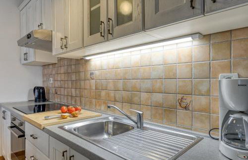 Villa Ladonja with Private Pool and Sauna - Foto 17