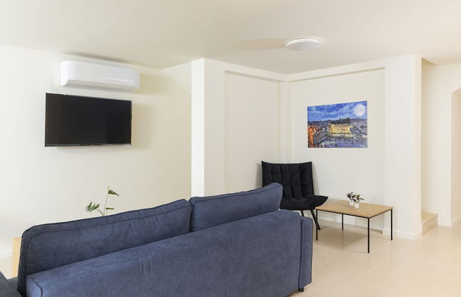 The Pearl of Nachlaot Apartments - Photo 68