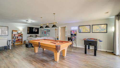 Fish, Boat and Hike Lakefront Home with Game Room! - Foto 3