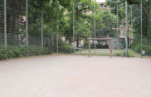 Familienfreundliche geräumige Design-Wohnung mit Balkon im Zentrum - APOLONIAliving - Foto 63