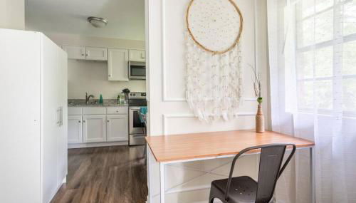 *Cool Crib * King Bed * Long Term Stays * Duke* - Foto 2