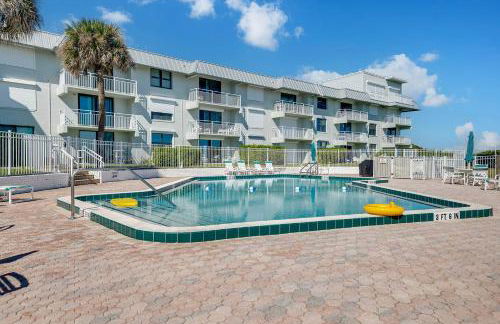 Steps to Sand Ocean-View Condo in Cocoa Beach! - Foto 3