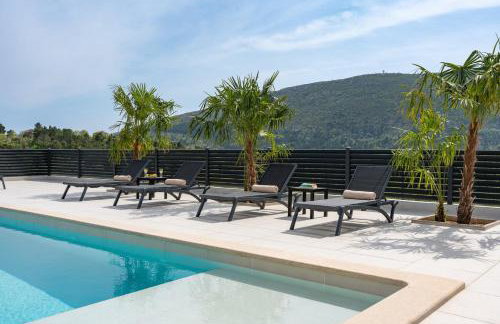 Villa Carmen with 5 en-suite bedrooms, 48 sqm pool, 8km from sea - Photo 12