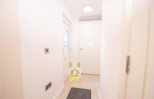 Affleck Stay 1 - SJA Stays - Modern 2 Bed Apartment - With Parking - Foto 17