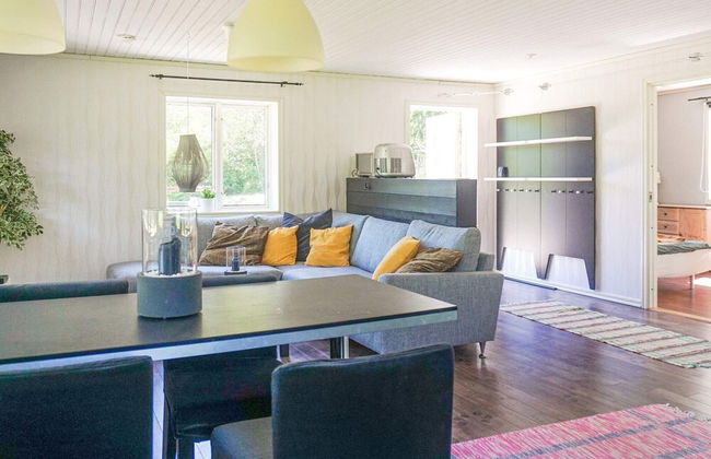 4 Person Holiday Home in Hallnas-by Traum - Photo 18