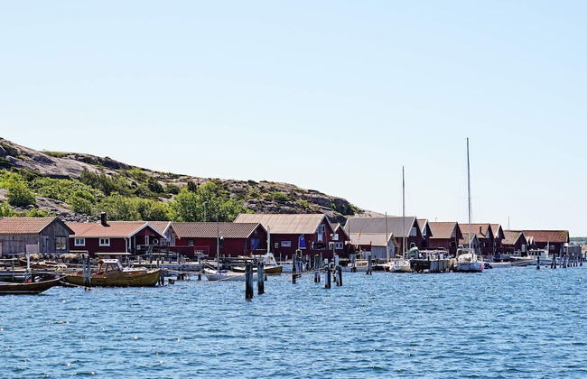 6 Person Holiday Home in Tanumshede - Photo 36