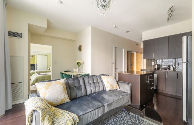 Maple Leaf Square - Photo 73