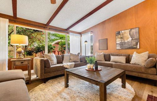 Spacious Mid Century Modern Sunroom Rambler - Foto 5