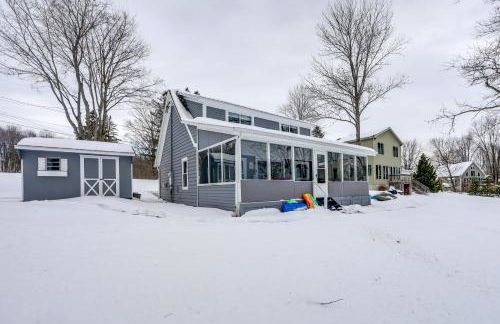 half Mi to Song Mtn Resort! All-Season Basecamp - Photo 39