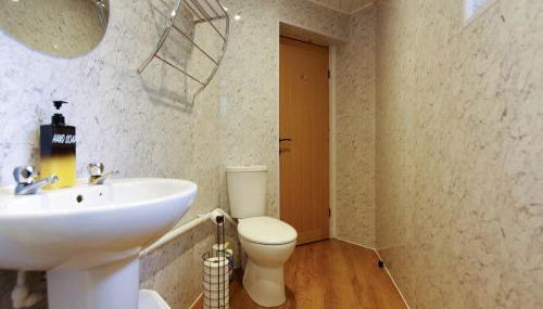 Fun holiday lodges in historic walled garden near Falkirk, Heart of Scotland Holidays - Foto 4