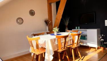 Ferienwohnung Aurora - WLAN, 2 Schlafzimmer, TV, Küche, Bad, Waschmaschine - Foto 3