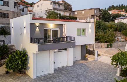 Villa Klara - Makarska by Villas Guide - Foto 2