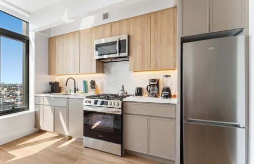 Modern Studio Oasis with High End Amenities - Photo 6