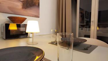 Schickes Studioapartment mit Balkon - Foto 2