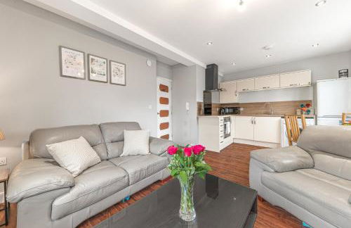 Abbey Apartments - Modern Serviced Apartments - Tourists & Professionals - Foto 130