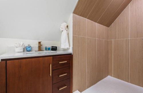 Cozy Home near Downtown - Close to Nulu - Sleeps 6 - Foto 29