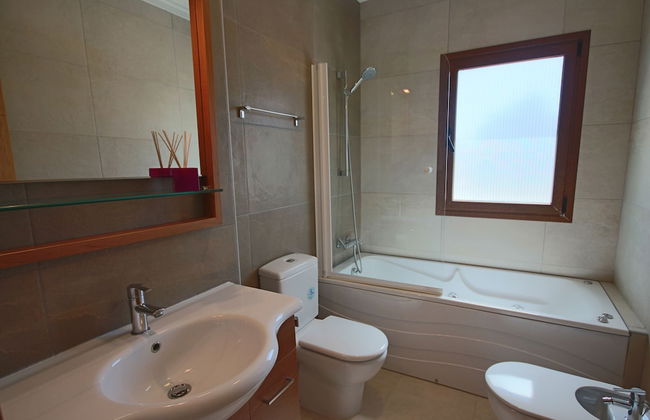 2 Twin Luxurious & Secluded Villa - Private Pools, Walk to the Beach & Moraira - Foto 16