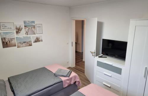 Gästehaus-Ferienwohnung-Appartement mit Terrasse - Nähe Kliniken/ Herzzentrum - Foto 24