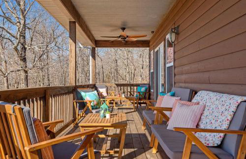 Ozark Retreat with Mountain Views Fire Pit & Deck - Foto 29
