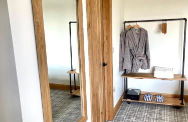 NEW! Country boutique escape . HOT TUB - Foto 12