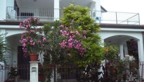 RITA'S ROOM ON THE SEA - Foto 3, Garden view