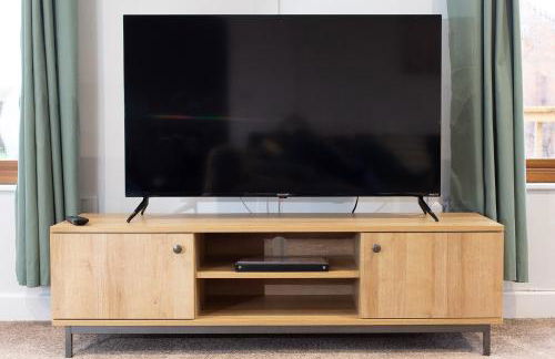 Stunning 3 Bedroom Lodge With Hot Tub in York - Foto 50