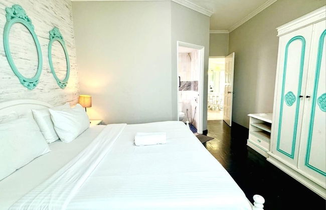 Century Bay Private Residences - Photo 10