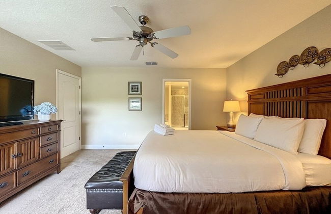 4 Bed 4 Bath With Private Pool/spa 4 Bedroom Home by RedAwning - Foto 14