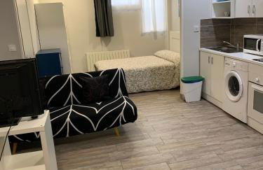 Estudios Bilbao Deusto - Foto 42