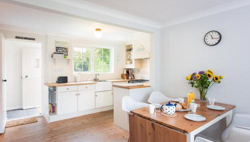 Spacious 3 Bed Cottage Near Beaches - Foto 3, stove, toaster