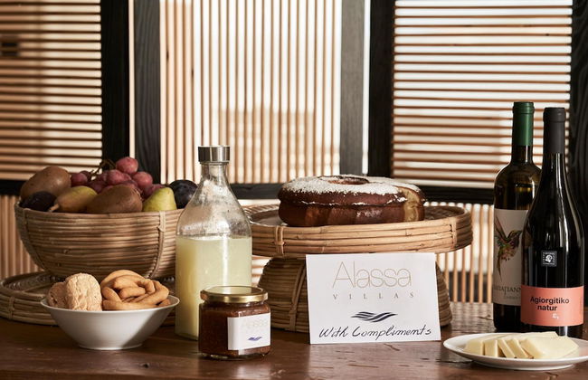 Beachfront Alassa Villas With Private Pools - Foto 7