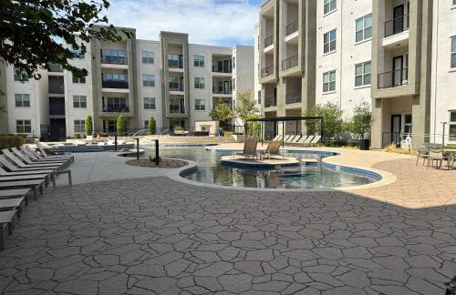 Cozy & Comfortable ! In The Heart Of Dallas - Foto 8