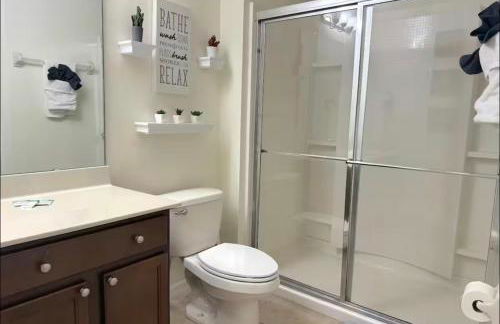 Family Home 20 min Disney 4BR Heated Pool BBQ - Foto 63