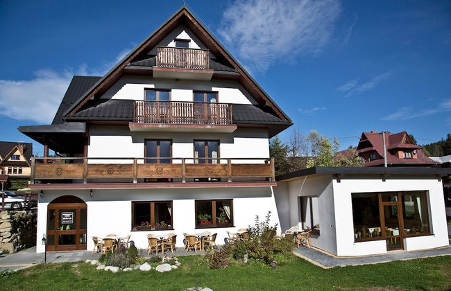 Willa Serafin - Photo 69