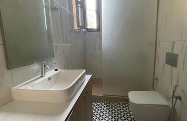 The Valley Of the Sun - Photo 16