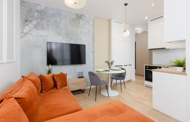 Apartment Warsaw Złoty Potok by Renters - Photo 1