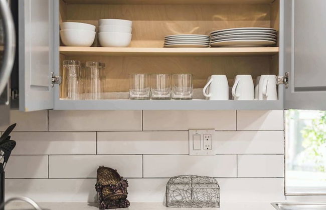 Charming Escape With Stylish Decor & Outdoor Space - Foto 20