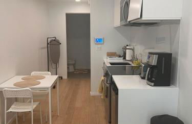 Modern Brand New Stylish Fully Furnished Studio Close to Downtown - Foto 4