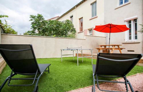 MAISON LE GRATTE CIEL - séminaire ou famille, salle de réunion, 8 chambres Clim, Jardin & Salle de sport - Foto 51