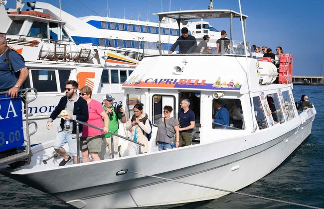 Capri Boat Tour - Foto 4