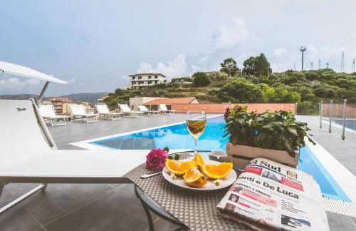 "Il Segreto" Vista Panoramica sulle Isole Eolie con Piscina, palestra e WiFi - Photo 14