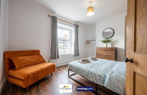 Stylish 2 BR Townhouse By StirkMartin Stays Short Lets & Serviced Accommodation Cardiff With Free Parking & Sleeps5 - Foto 27