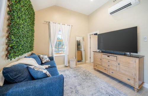 Quaint Studio in the Heart of Downtown St Augustine - Photo 9