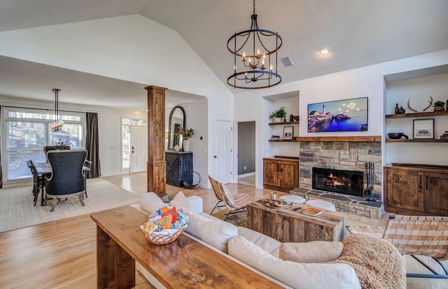 Lux Mountain Home! Golf / Lake/ EV / Game Room - Foto 14