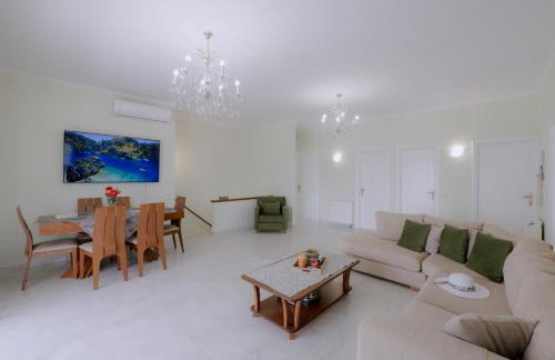 Βίλλα Πηνελόπη με πισίνα σε ιδιωτικό λόφο με θέα - Foto 14