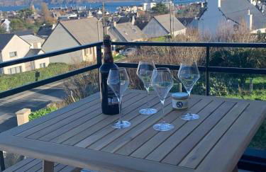 House with garden terrace and balcony with sea view - Foto 2