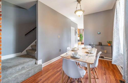 Cozy Brick-Short North Condo - (fenced yard) - OSU - Foto 19