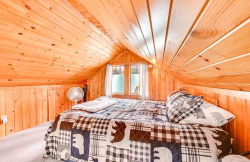 Secluded Bigfork Cabin with Canoes and Views! - Foto 17