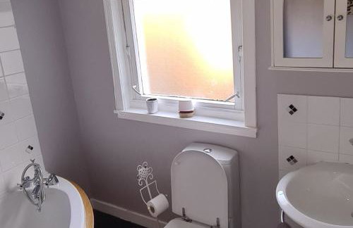 4 Bed Cottage Sleeps 6-Pet-Friendly-Private Garden - Foto 10