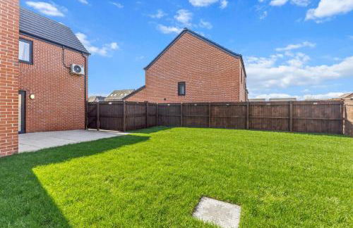 Large Family House with free parking - 3 bedrooms 6 beds - Foto 29